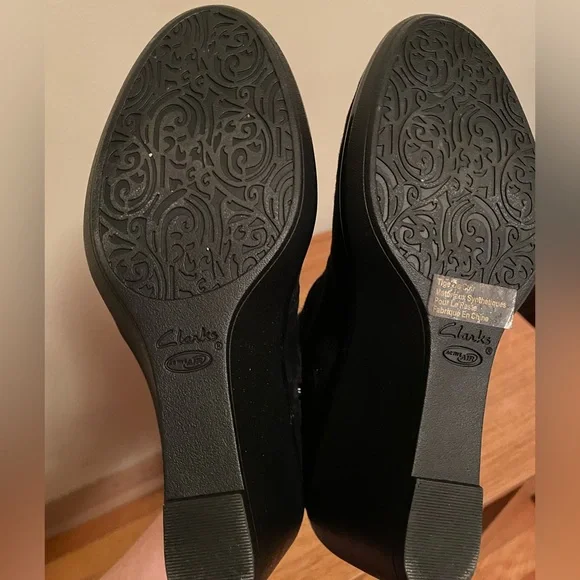 Clarks Artisan Daylily Surety Wedge Bootie - Picture 7 of 7